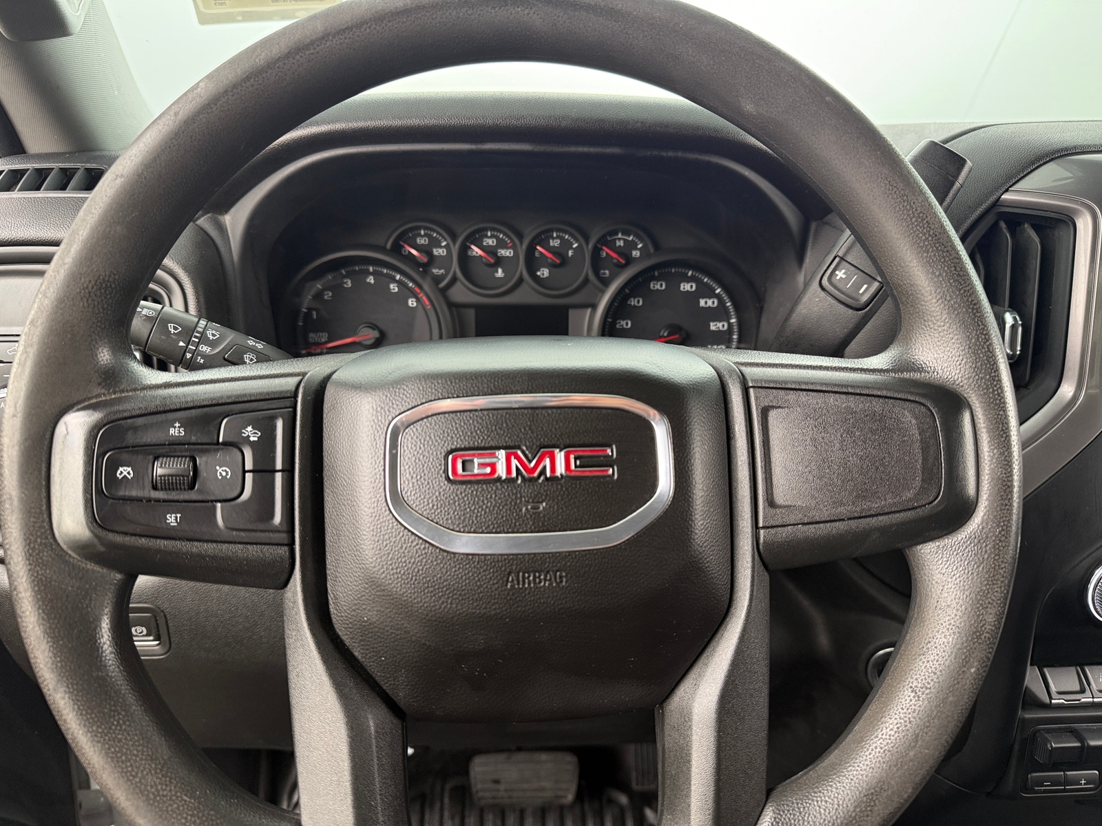 Thumbnail: 2023 GMC Sierra 1500 - 5