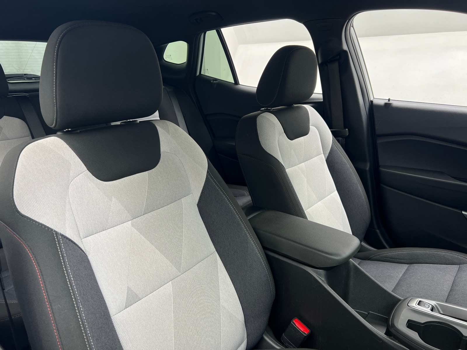 Thumbnail: 2024 Chevrolet Trax - 2