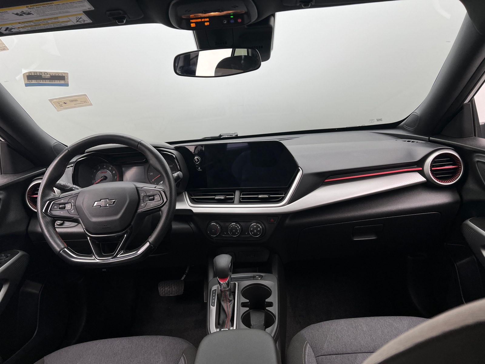 Thumbnail: 2024 Chevrolet Trax - 3