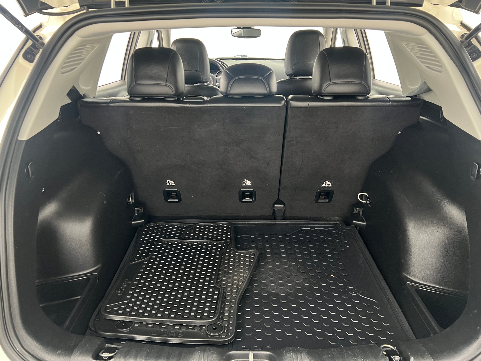 Thumbnail: 2018 Jeep Compass - 7