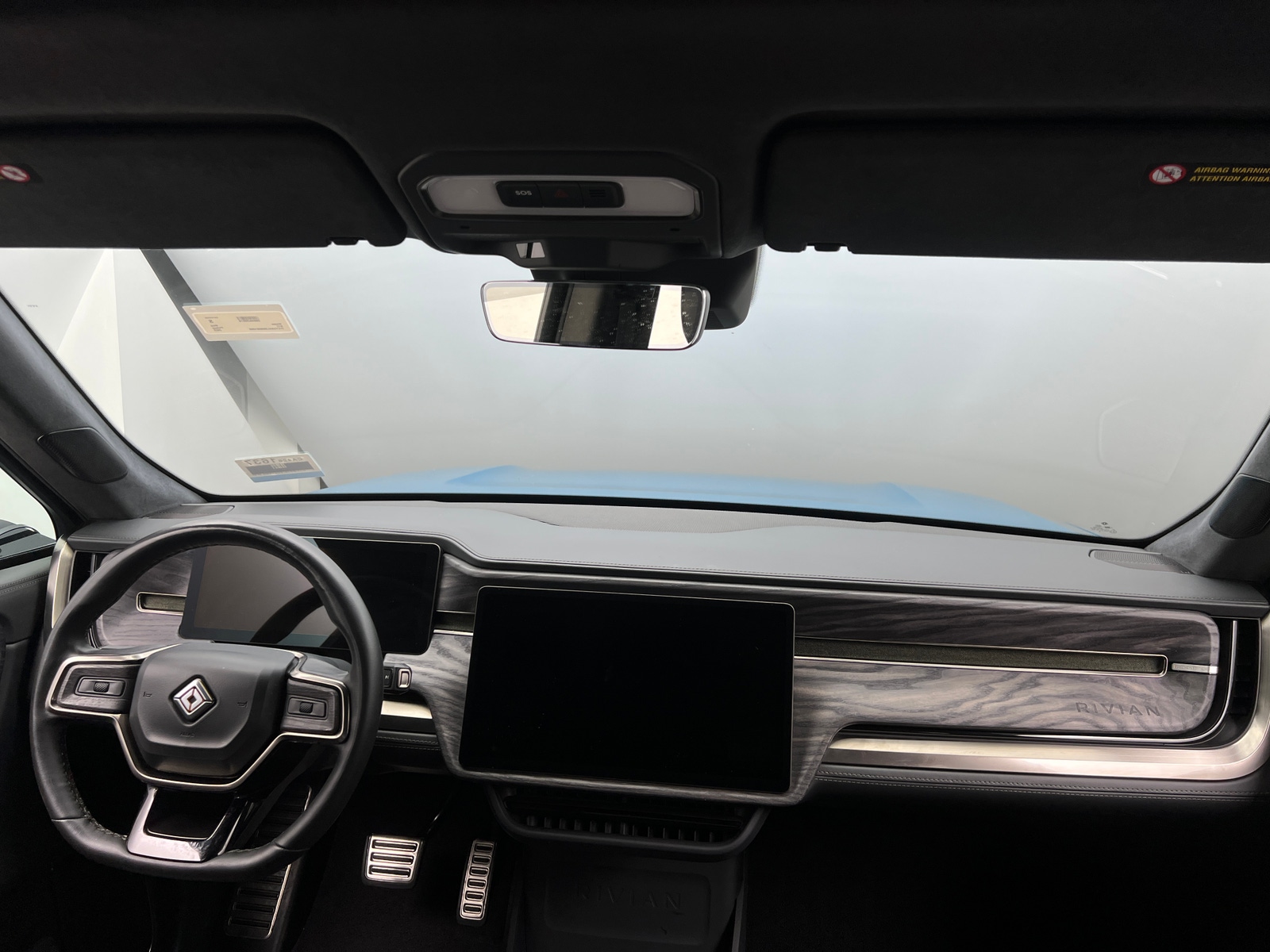 Thumbnail: 2022 Rivian R1T - 2