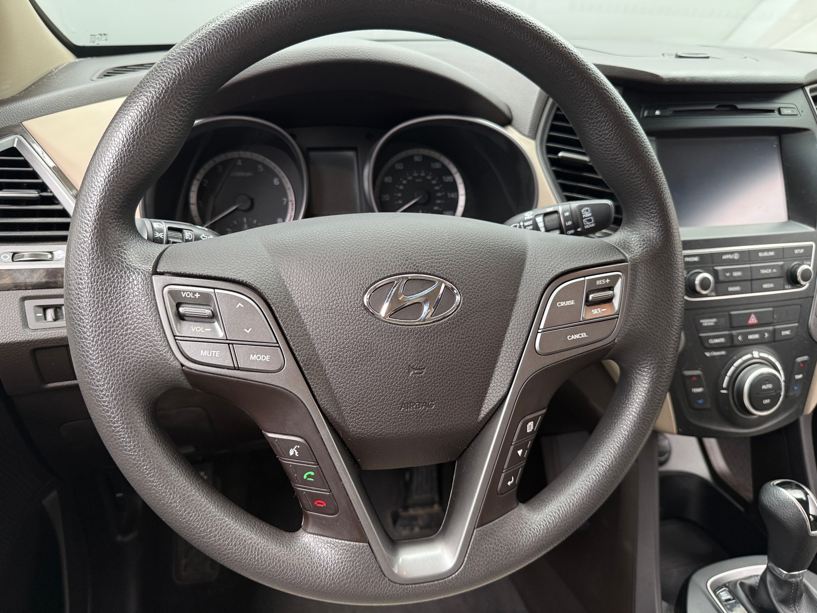 Thumbnail: 2017 Hyundai Santa Fe - 5