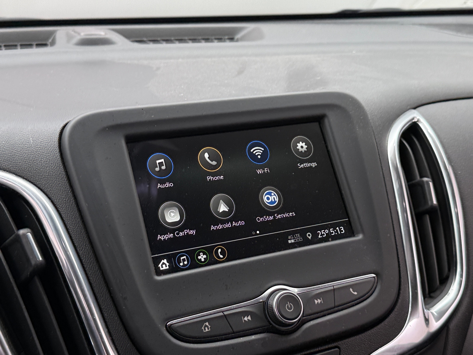 Thumbnail: 2019 Chevrolet Equinox - 4