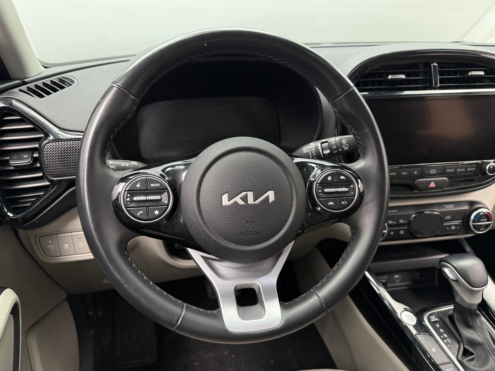 Thumbnail: 2023 Kia Soul - 5