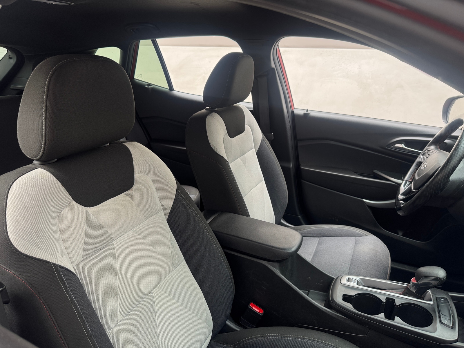 Thumbnail: 2024 Chevrolet Trax - 6