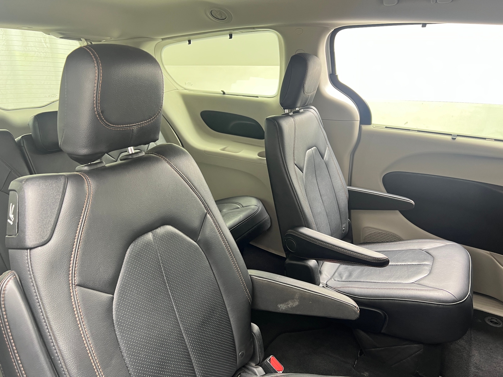 Thumbnail: 2019 Chrysler Pacifica - 5