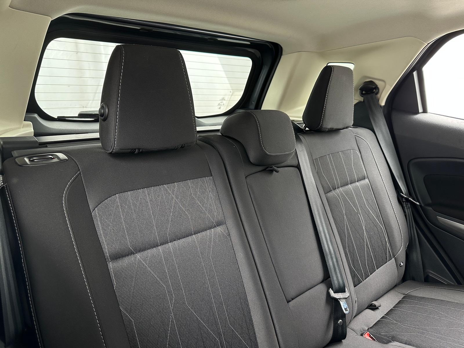 Thumbnail: 2018 Ford EcoSport - 6