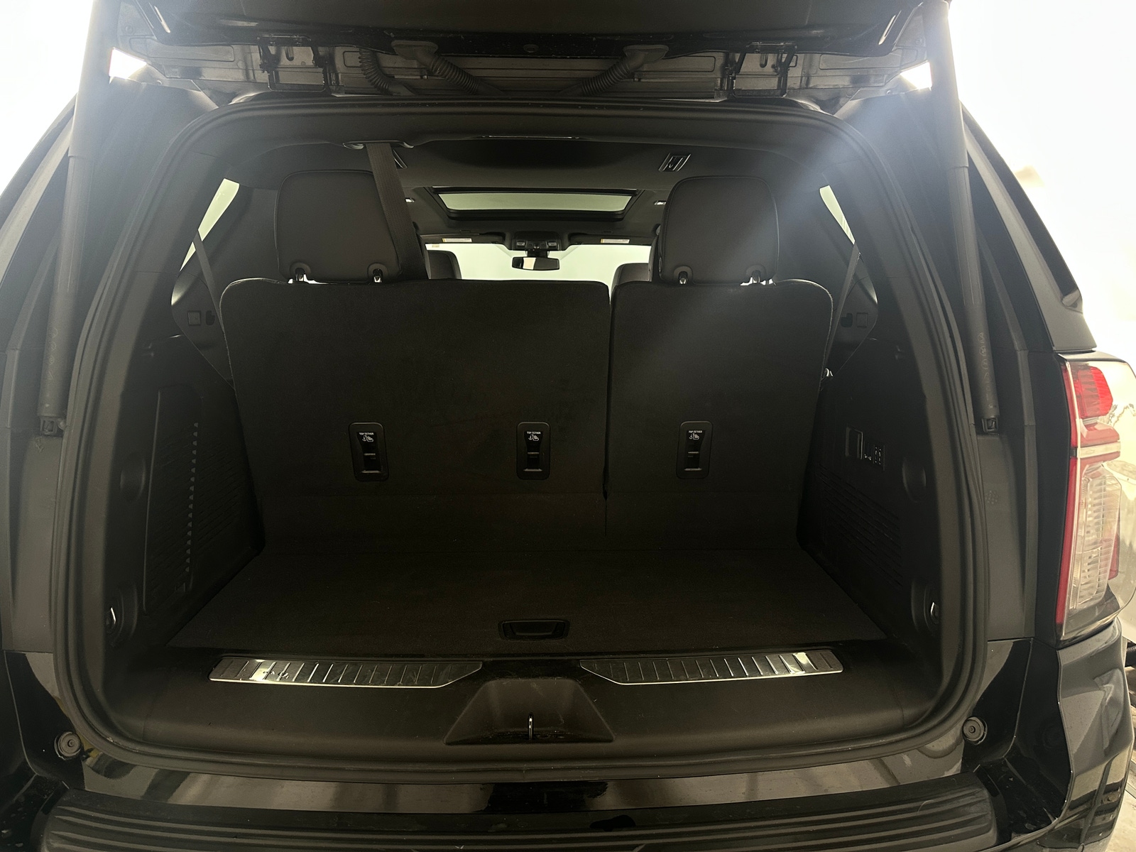 Thumbnail: 2022 Chevrolet Tahoe - 6