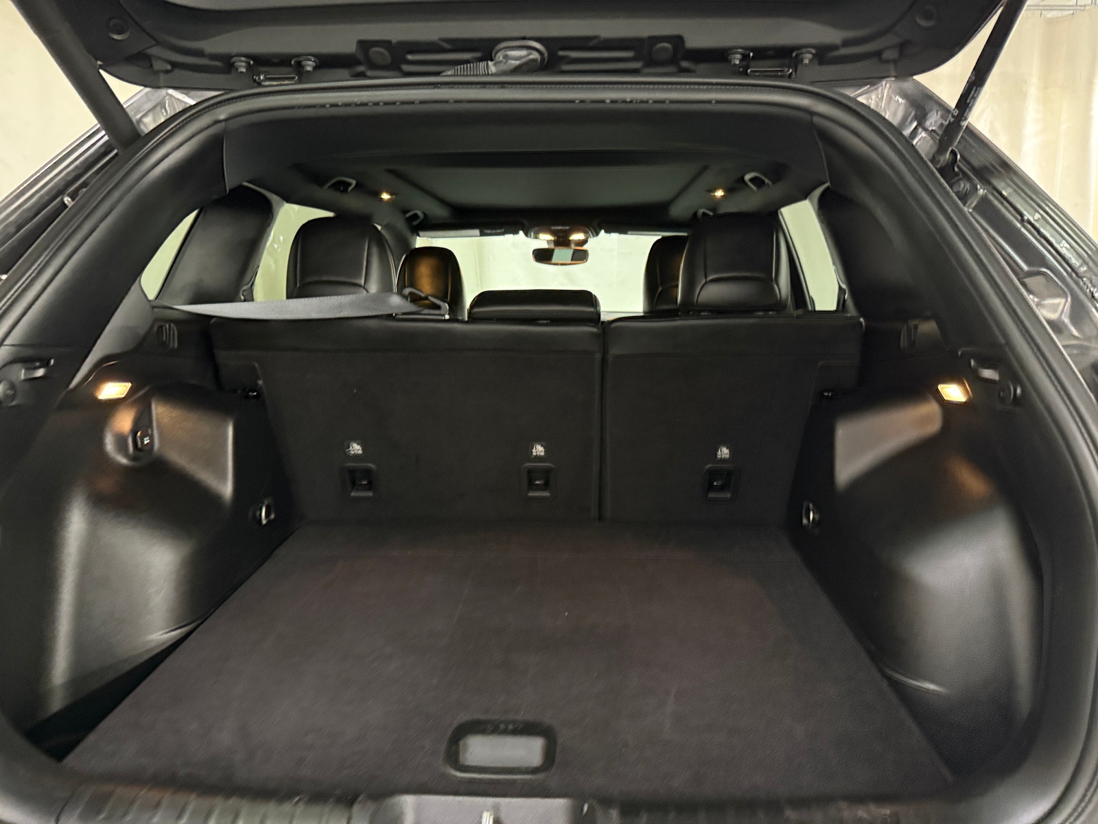 Thumbnail: 2021 Jeep Cherokee - 6