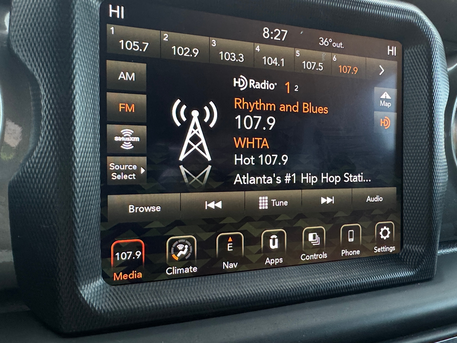 Thumbnail: 2023 Jeep Gladiator - 4