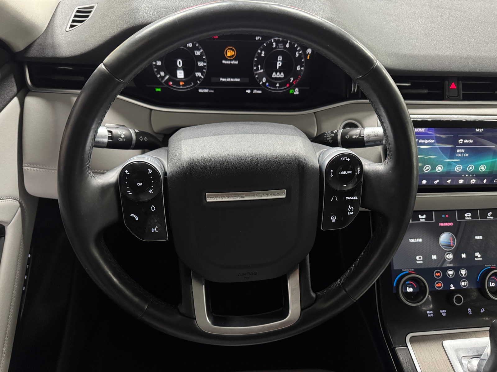 Thumbnail: 2020 Land Rover Range Rover Evoque - 4