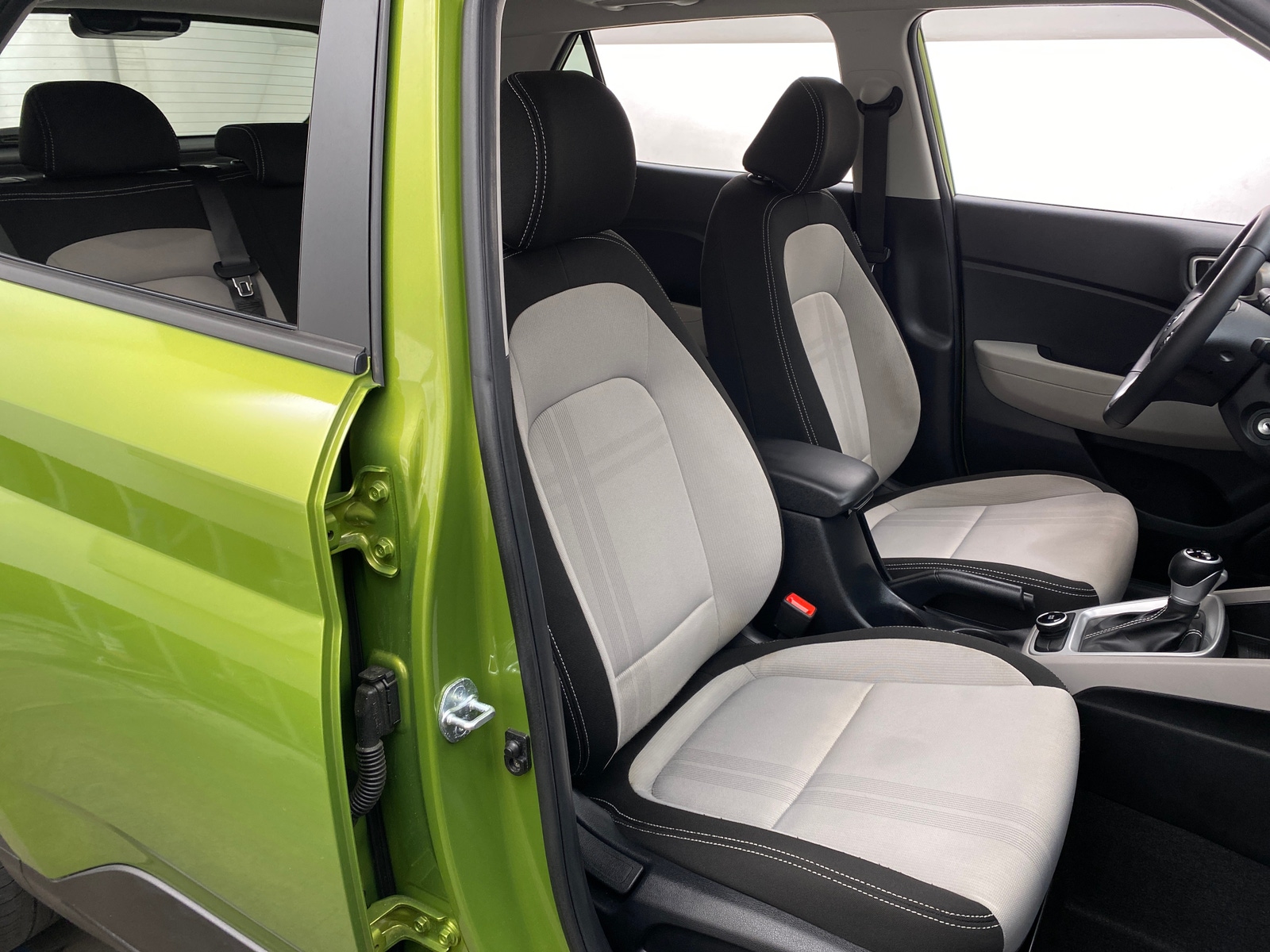 Thumbnail: 2023 Hyundai Venue - 2