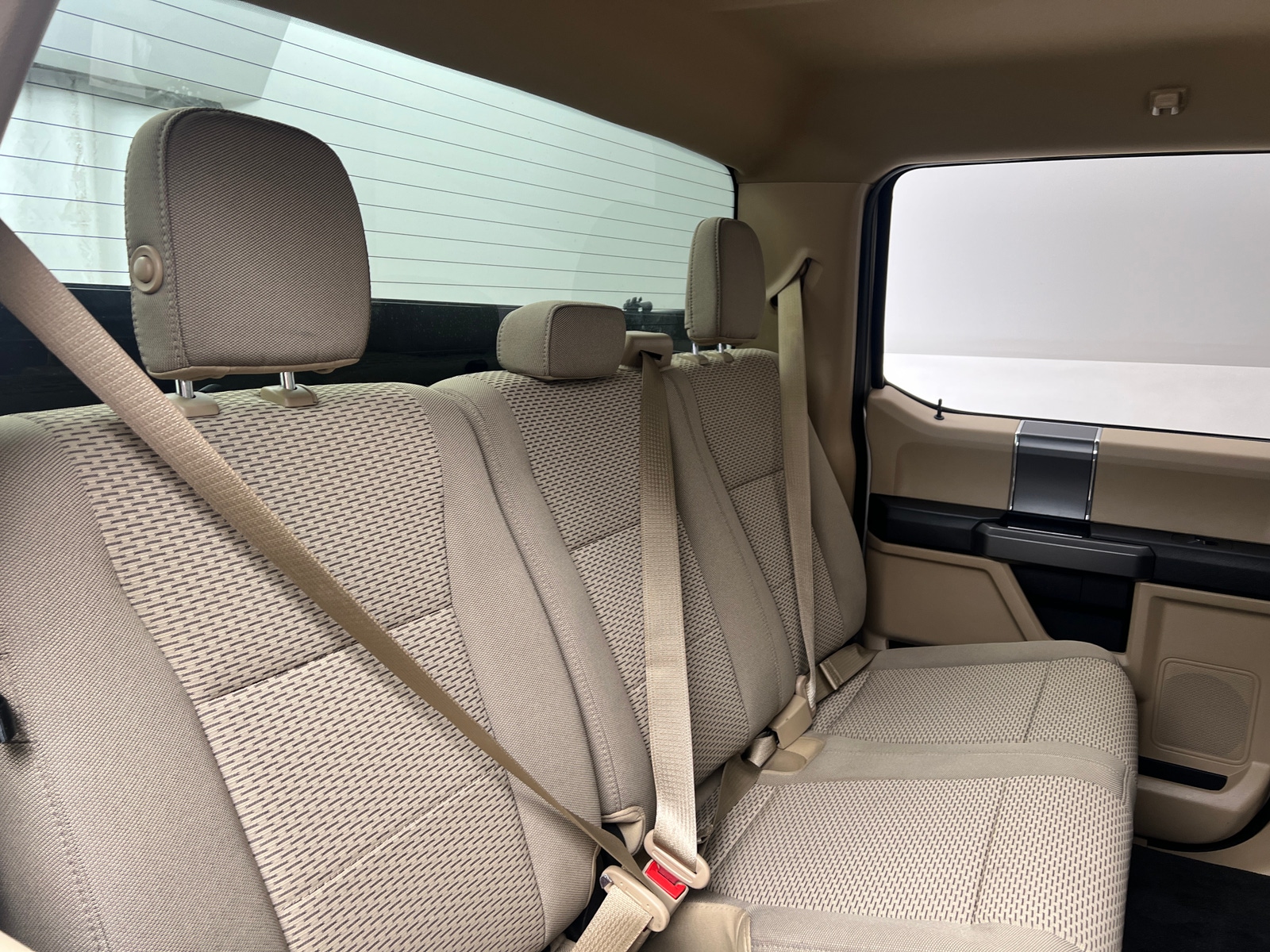 Thumbnail: 2018 Ford Econoline - 6