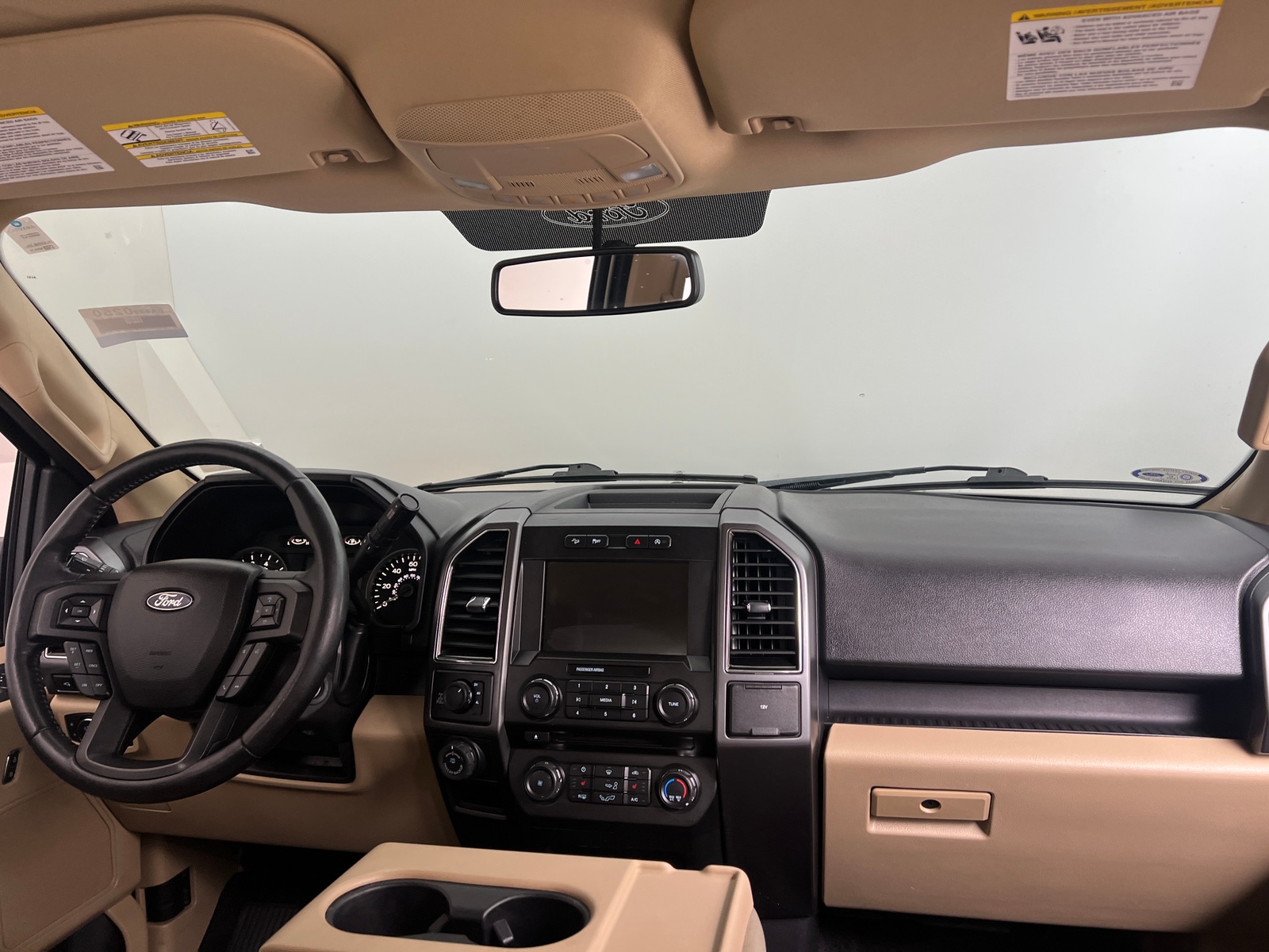 Thumbnail: 2018 Ford Econoline - 3