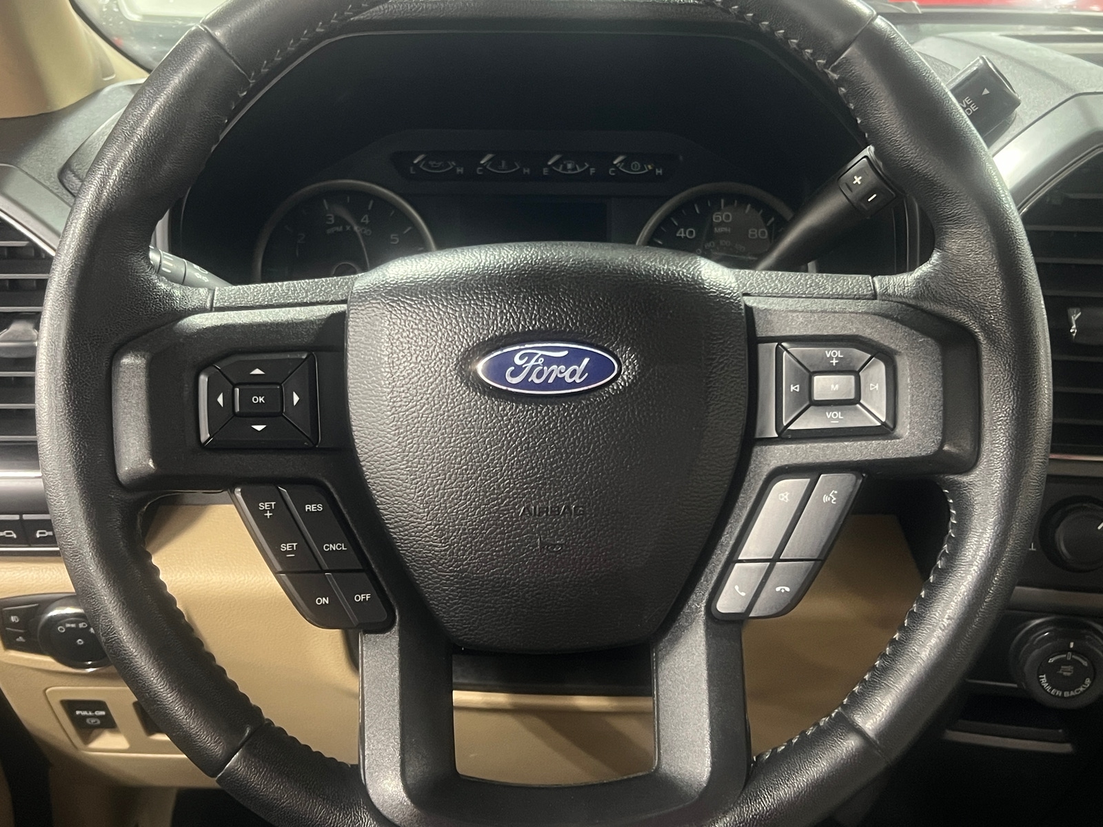 Thumbnail: 2018 Ford Econoline - 5