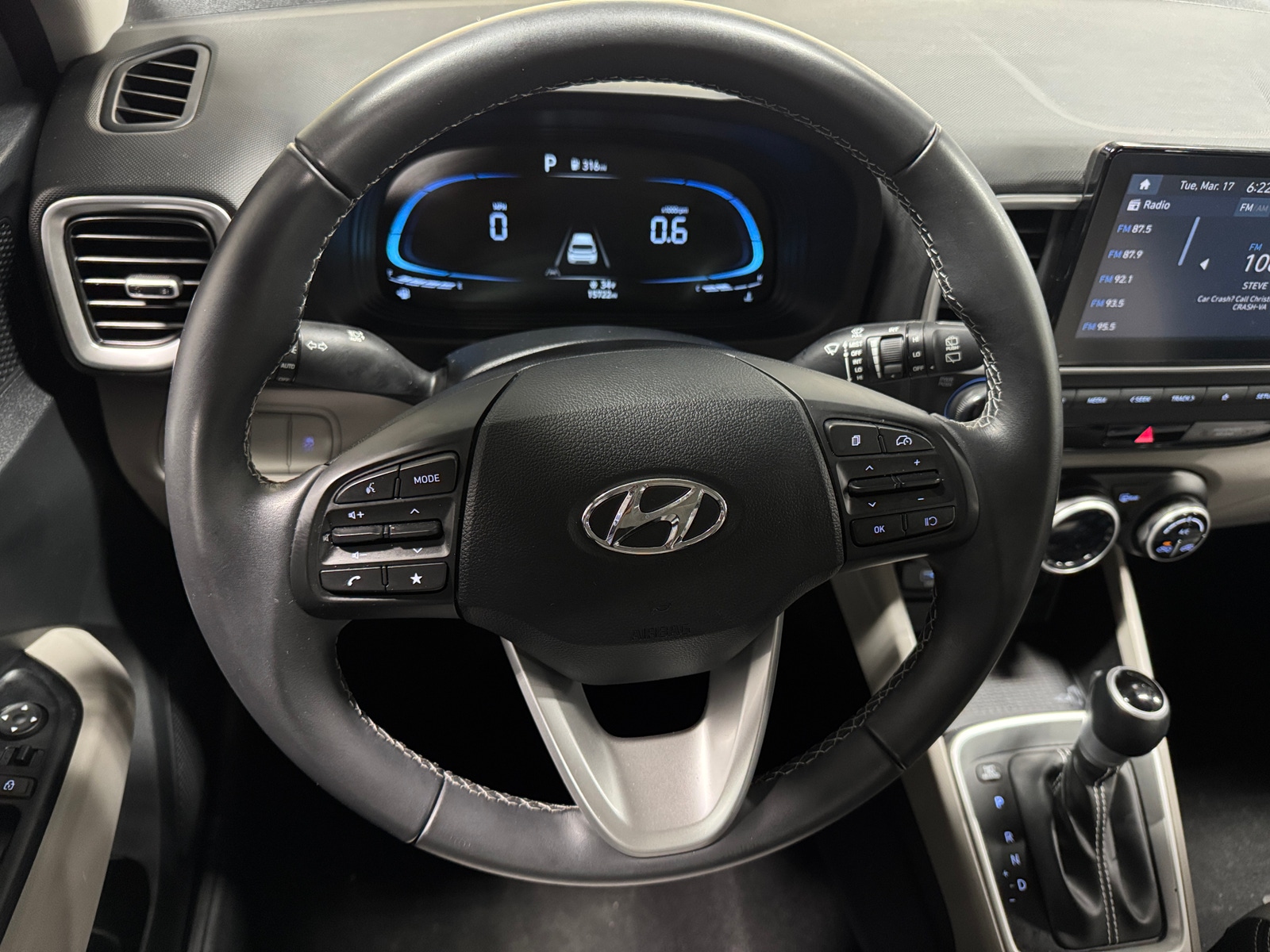 Thumbnail: 2025 Hyundai Venue - 5