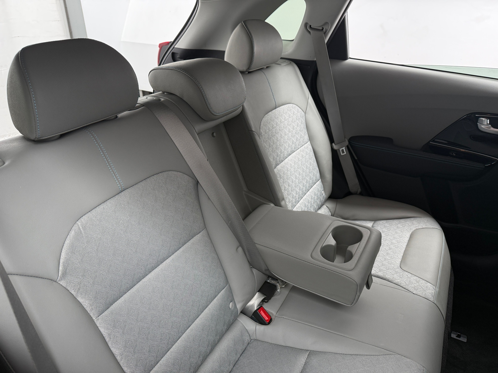 Thumbnail: 2019 Kia Niro - 6