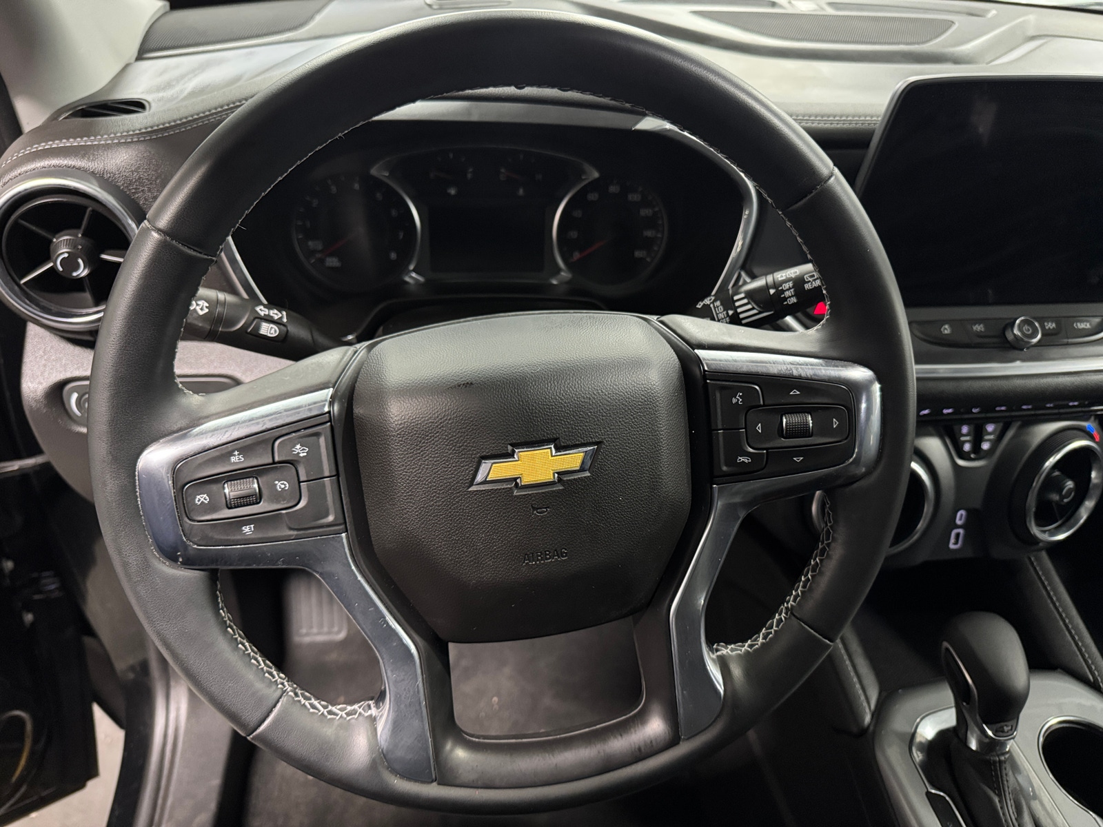 Thumbnail: 2023 Chevrolet Blazer - 4