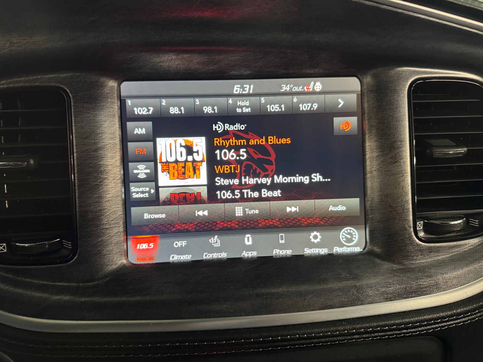 Thumbnail: 2023 Dodge Charger - 4