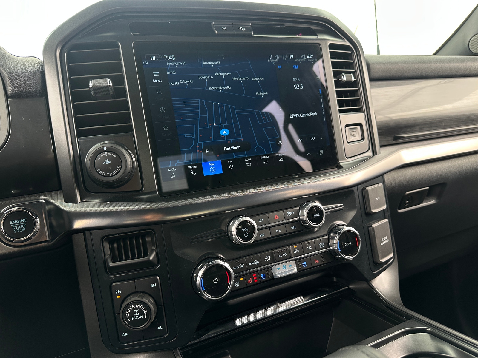 Thumbnail: 2025 Ford Econoline - 3