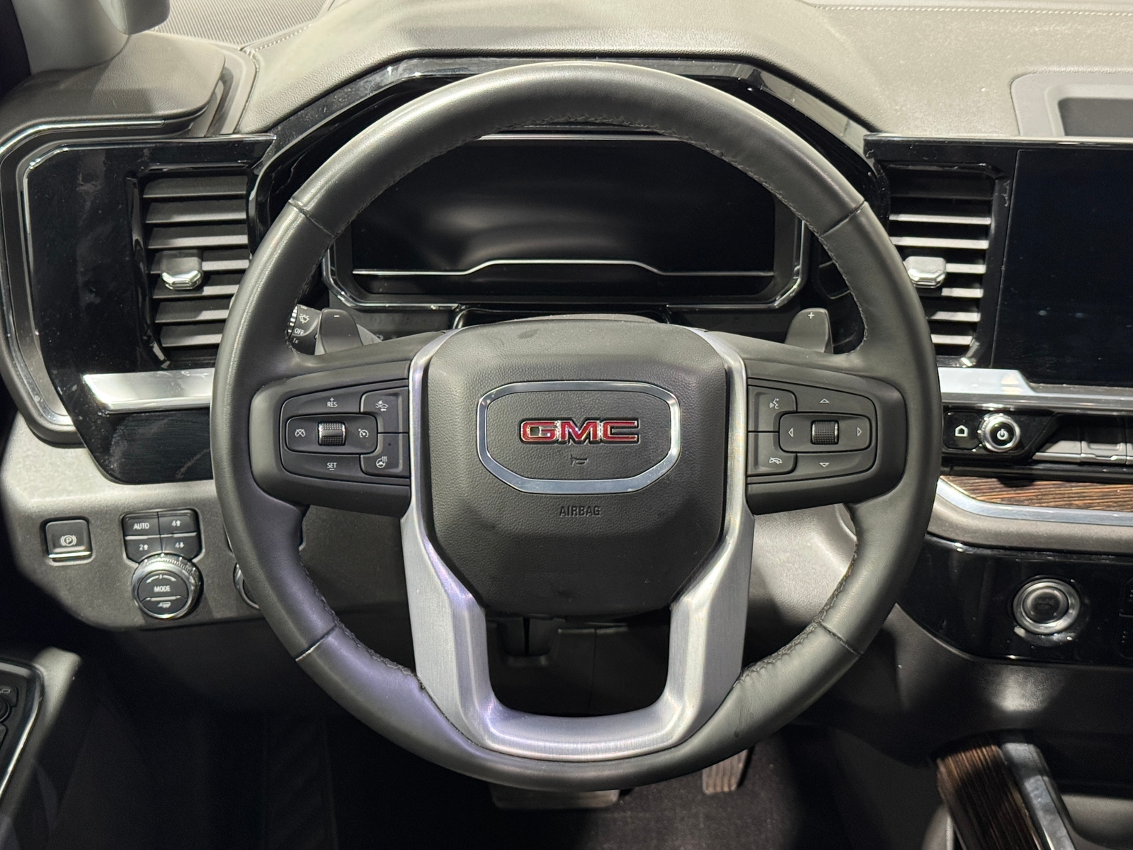 Thumbnail: 2024 GMC Sierra 1500 - 5