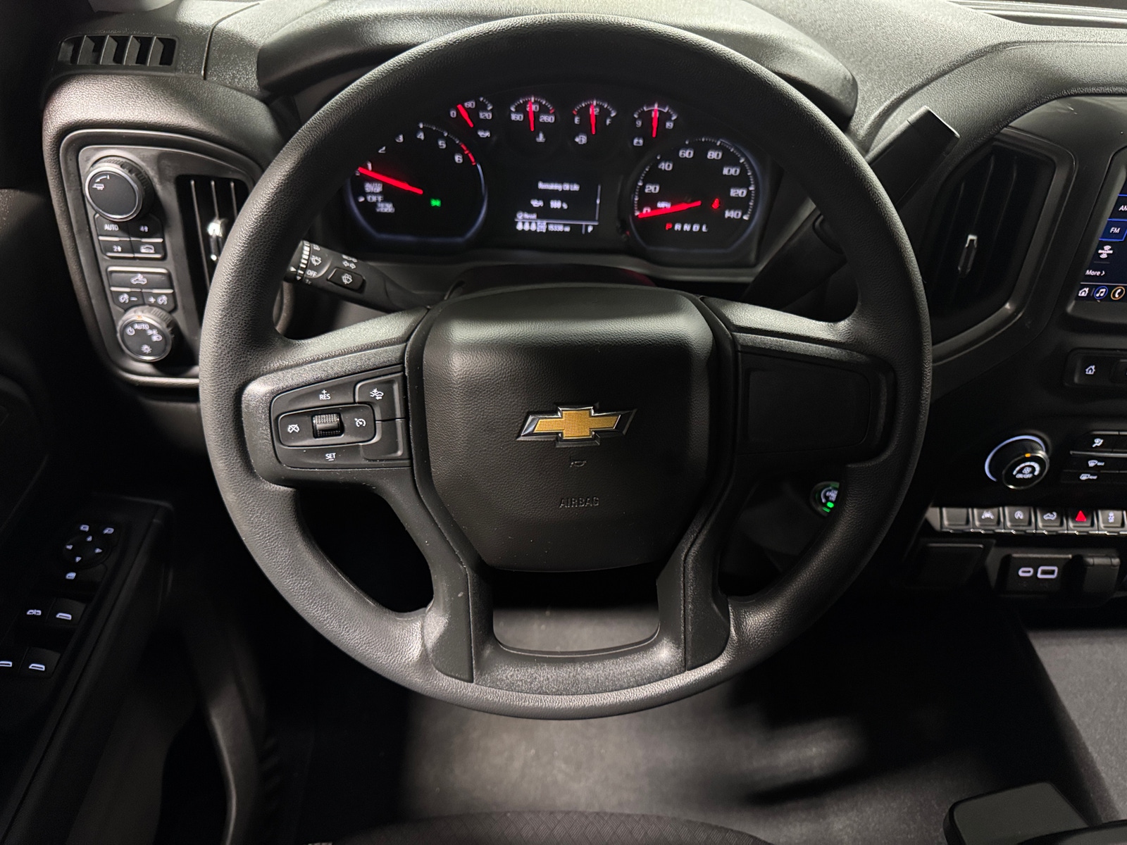 Thumbnail: 2025 Chevrolet Silverado 1500 - 5