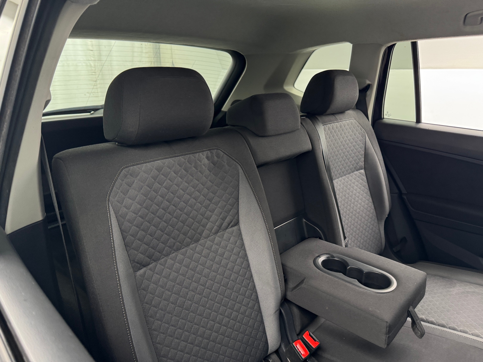 Thumbnail: 2019 Volkswagen Tiguan - 6