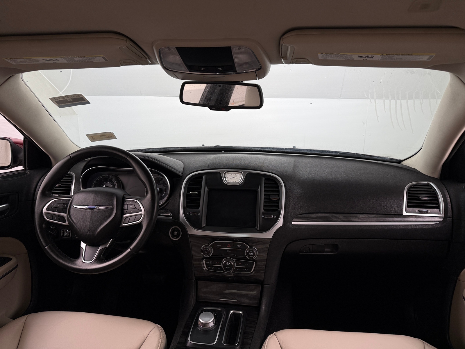 Thumbnail: 2019 Chrysler 300 - 2