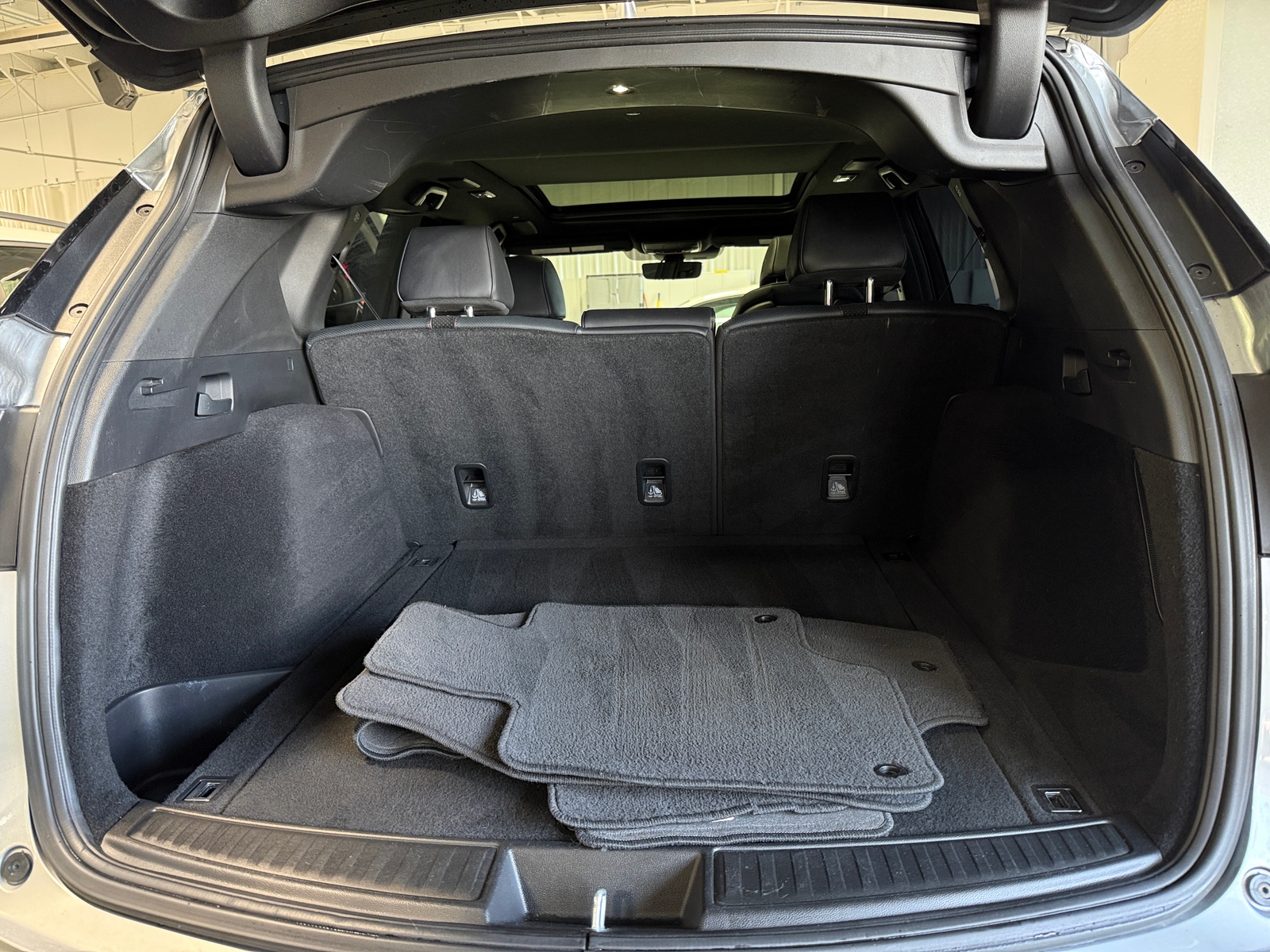 Thumbnail: 2023 Acura RDX - 6