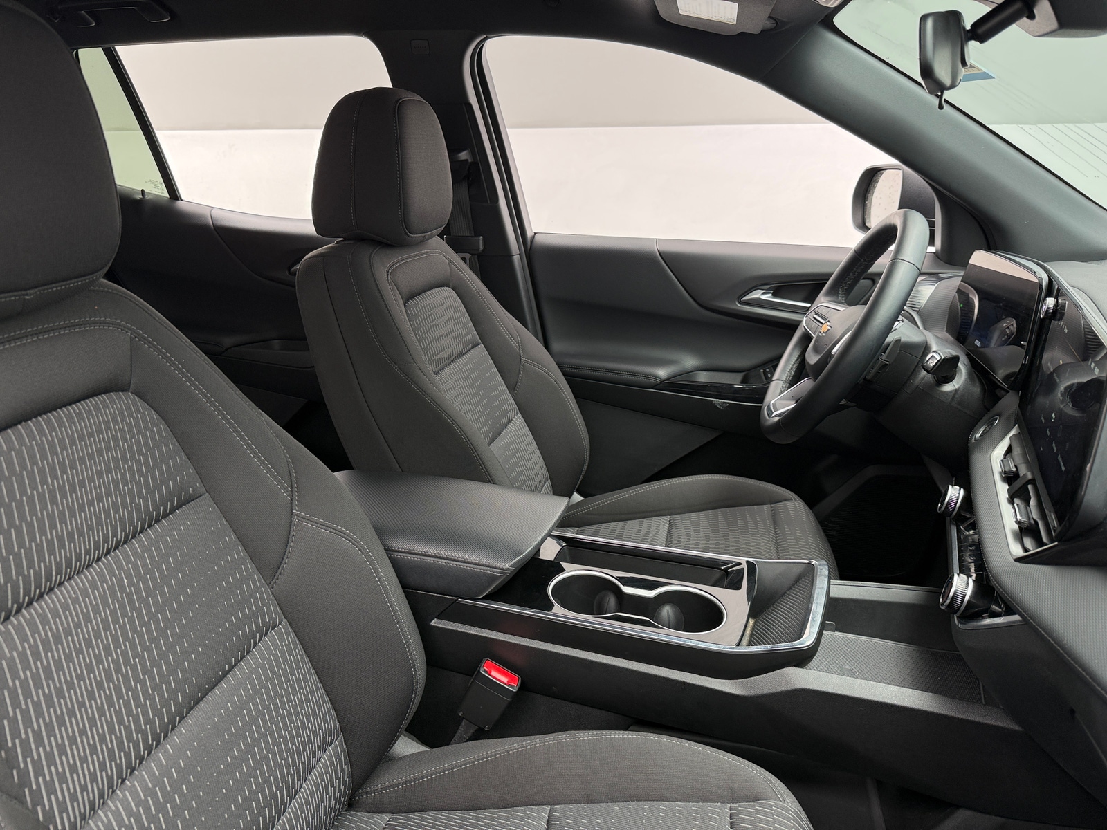 Thumbnail: 2025 Chevrolet Equinox - 2