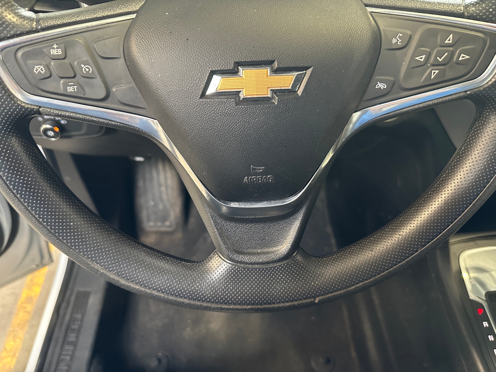 Thumbnail: 2019 Chevrolet Equinox - 5