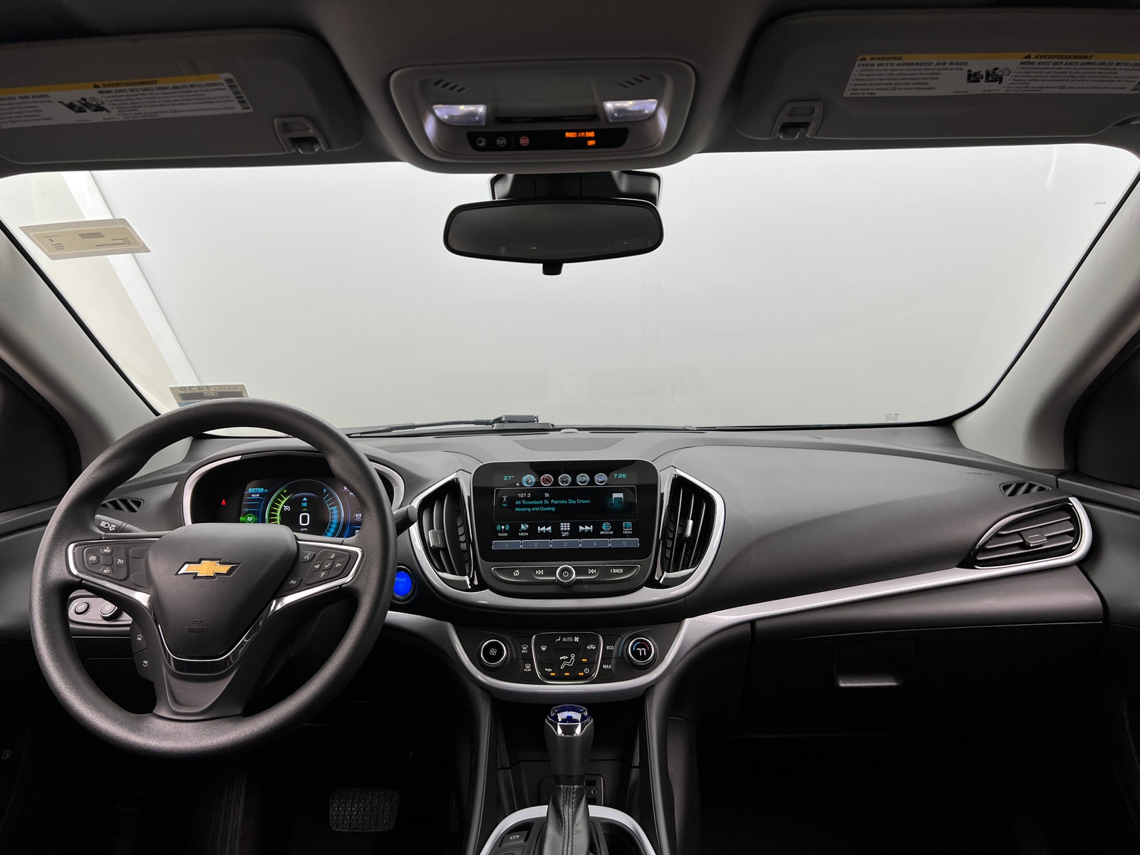 Thumbnail: 2018 Chevrolet Volt - 3