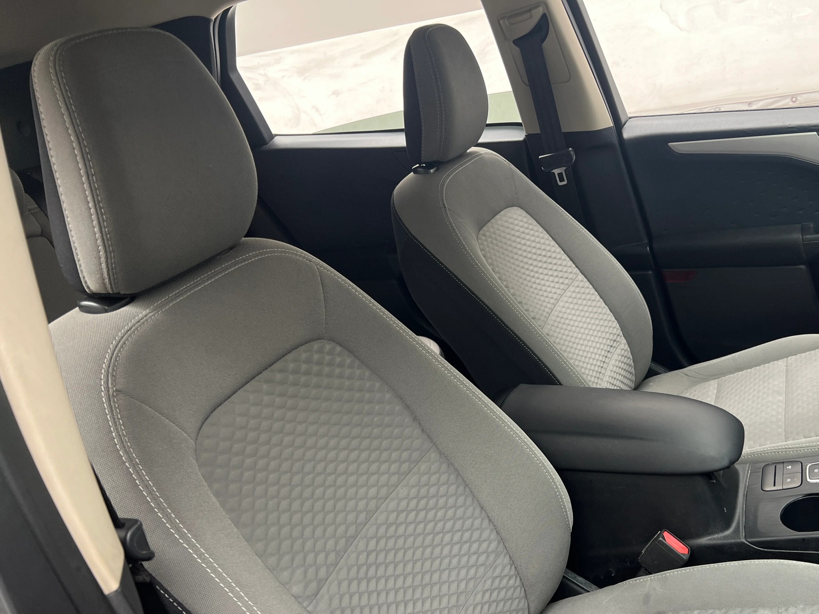 Thumbnail: 2020 Ford Escape - 2