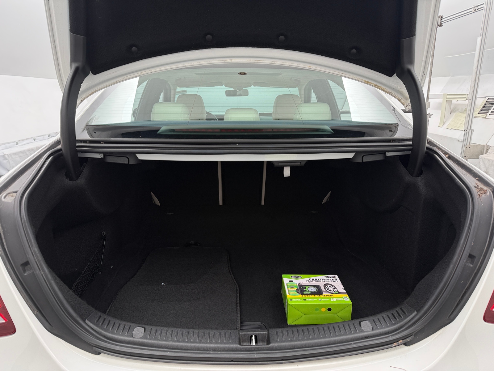 Thumbnail: 2020 Mercedes-Benz E-Class - 6