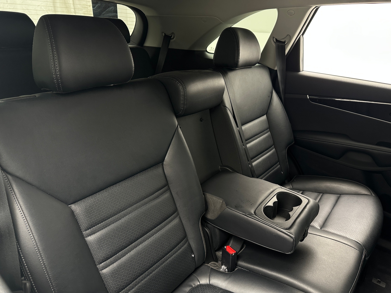 Thumbnail: 2019 Kia Sorento - 5