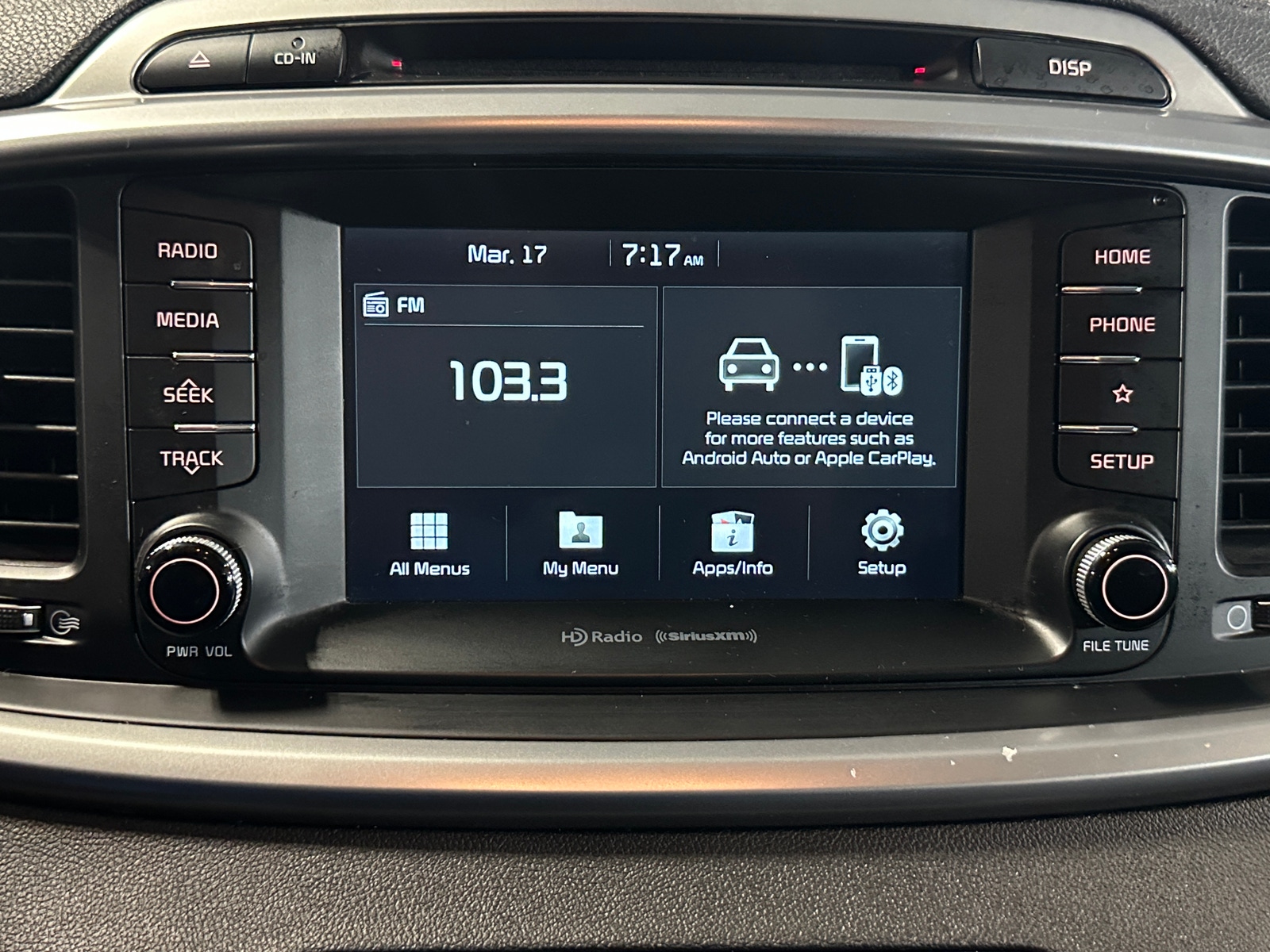 Thumbnail: 2019 Kia Sorento - 3