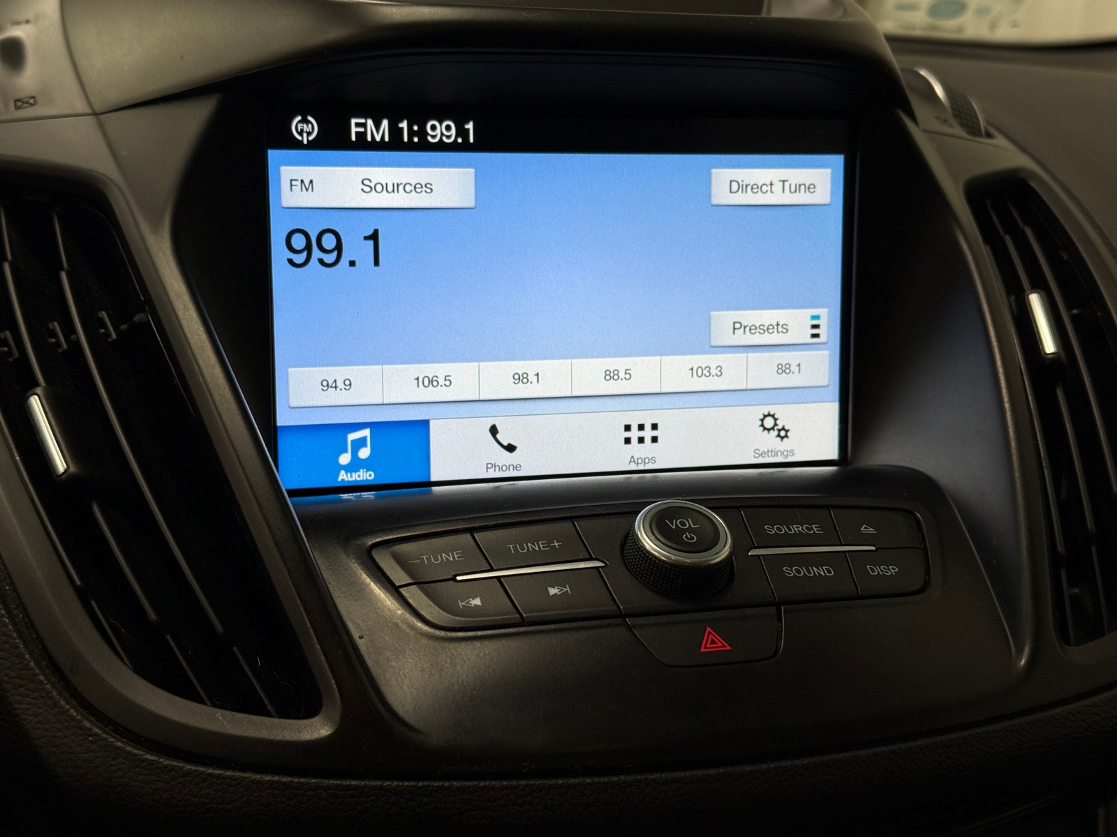 Thumbnail: 2017 Ford Escape - 4