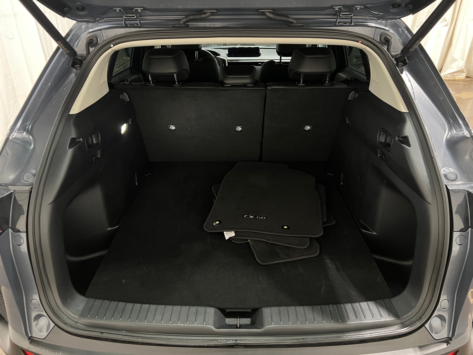 Thumbnail: 2025 Mazda CX-50 - 6