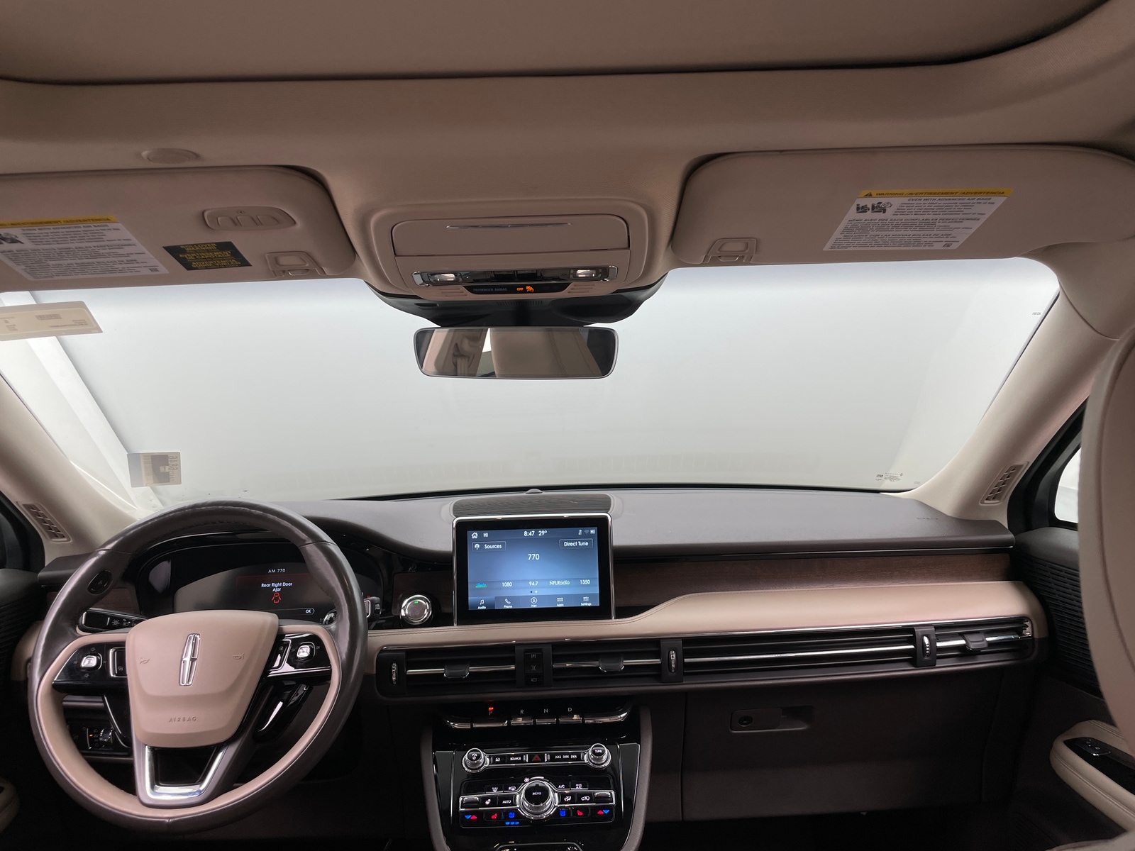 Thumbnail: 2022 Lincoln Corsair - 2