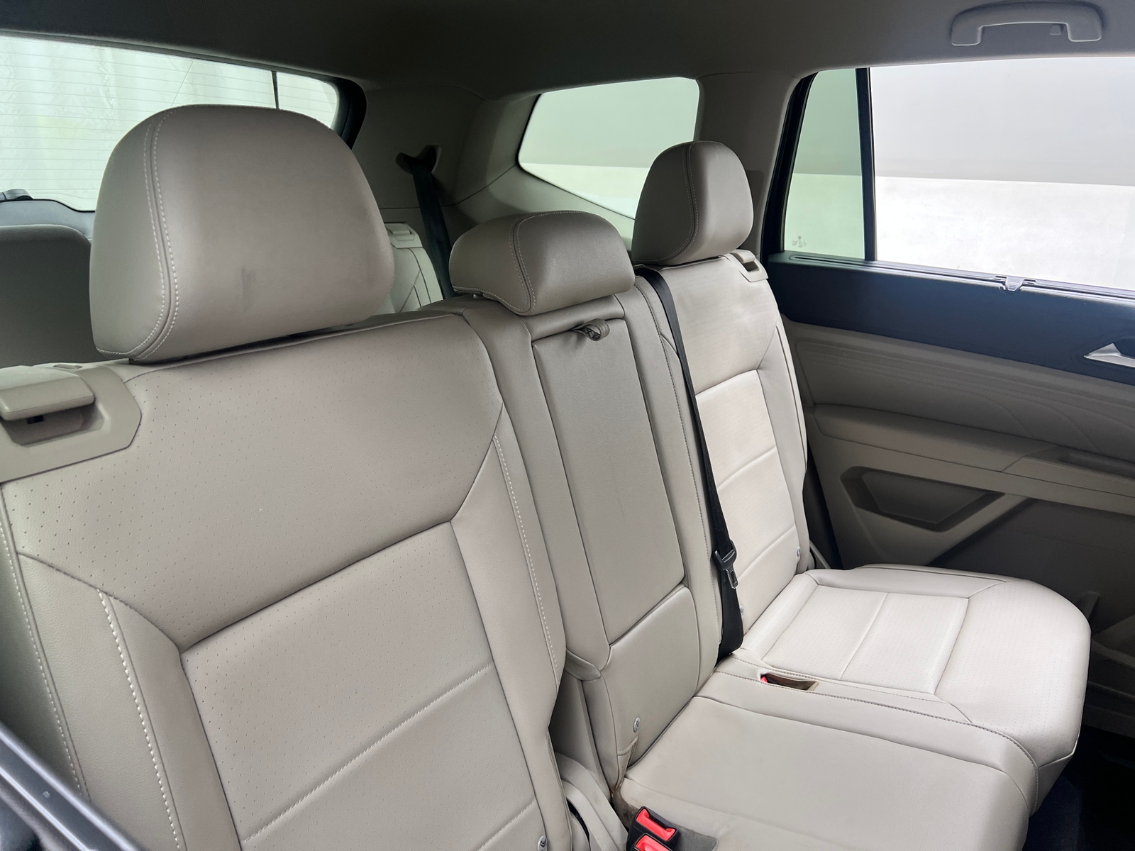 Thumbnail: 2022 Volkswagen Atlas - 5