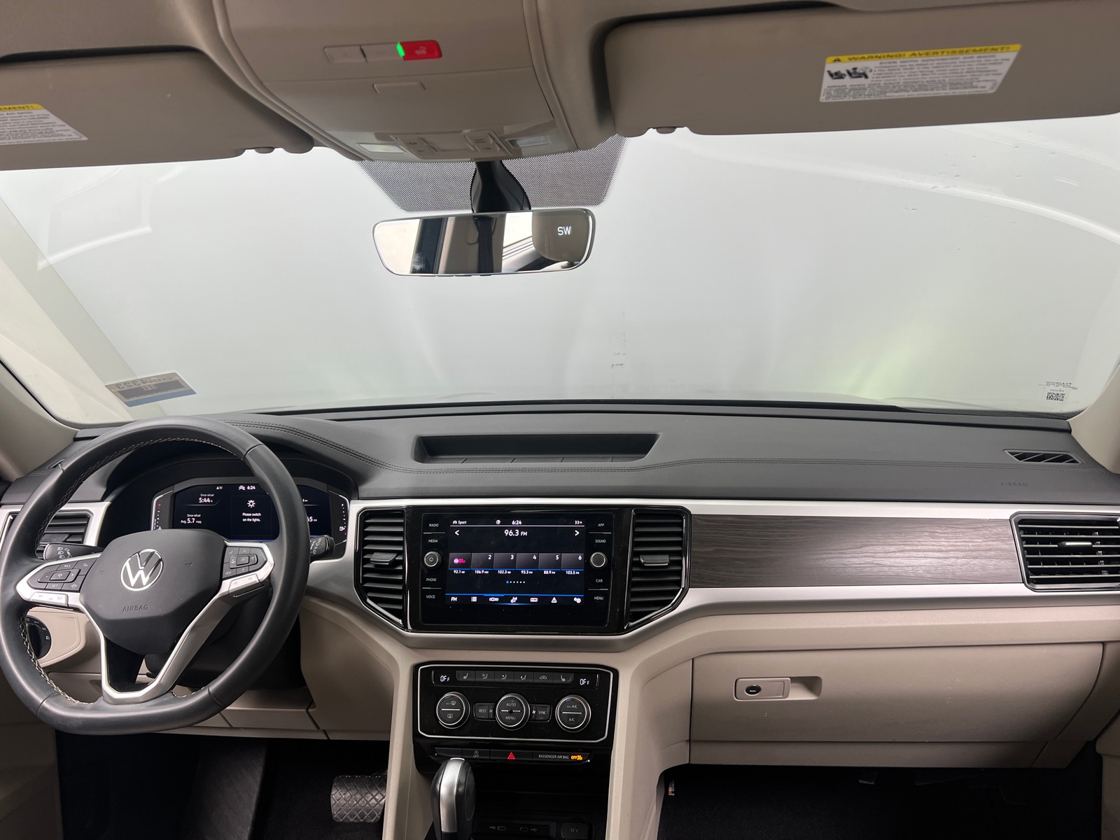 Thumbnail: 2022 Volkswagen Atlas - 2