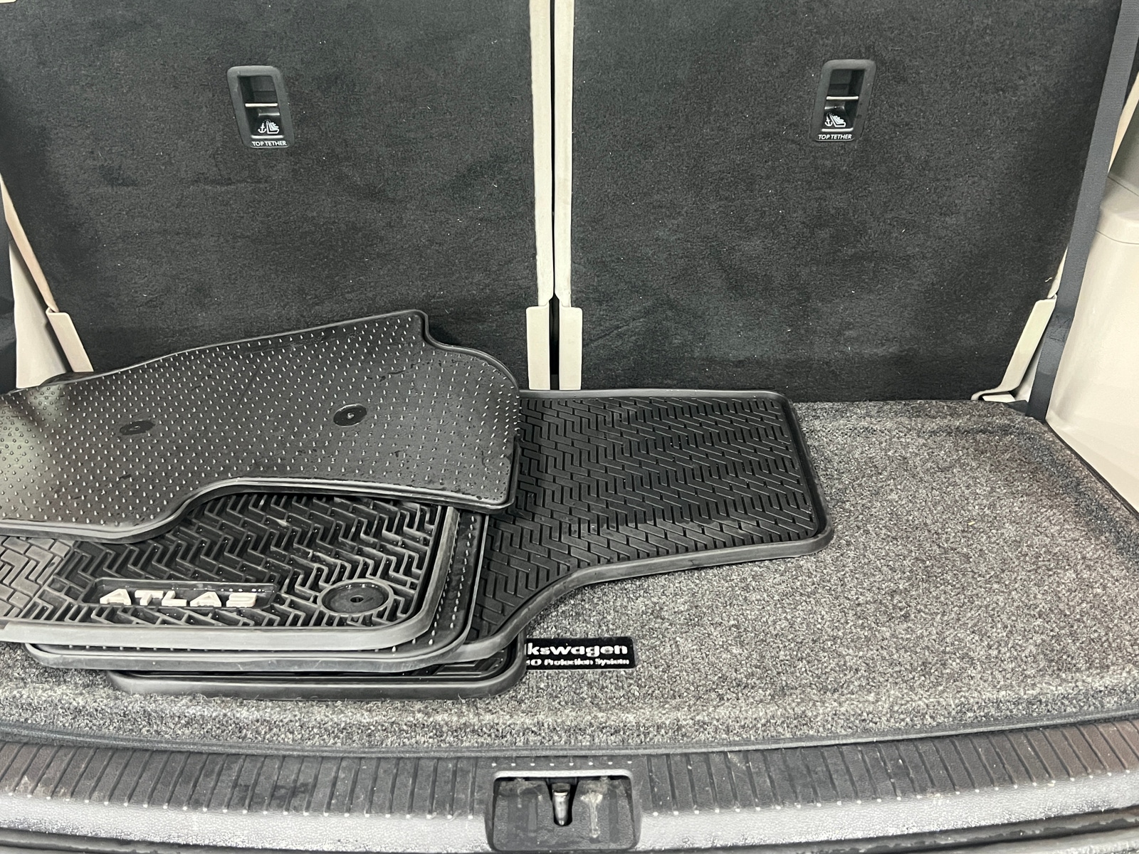 Thumbnail: 2022 Volkswagen Atlas - 6