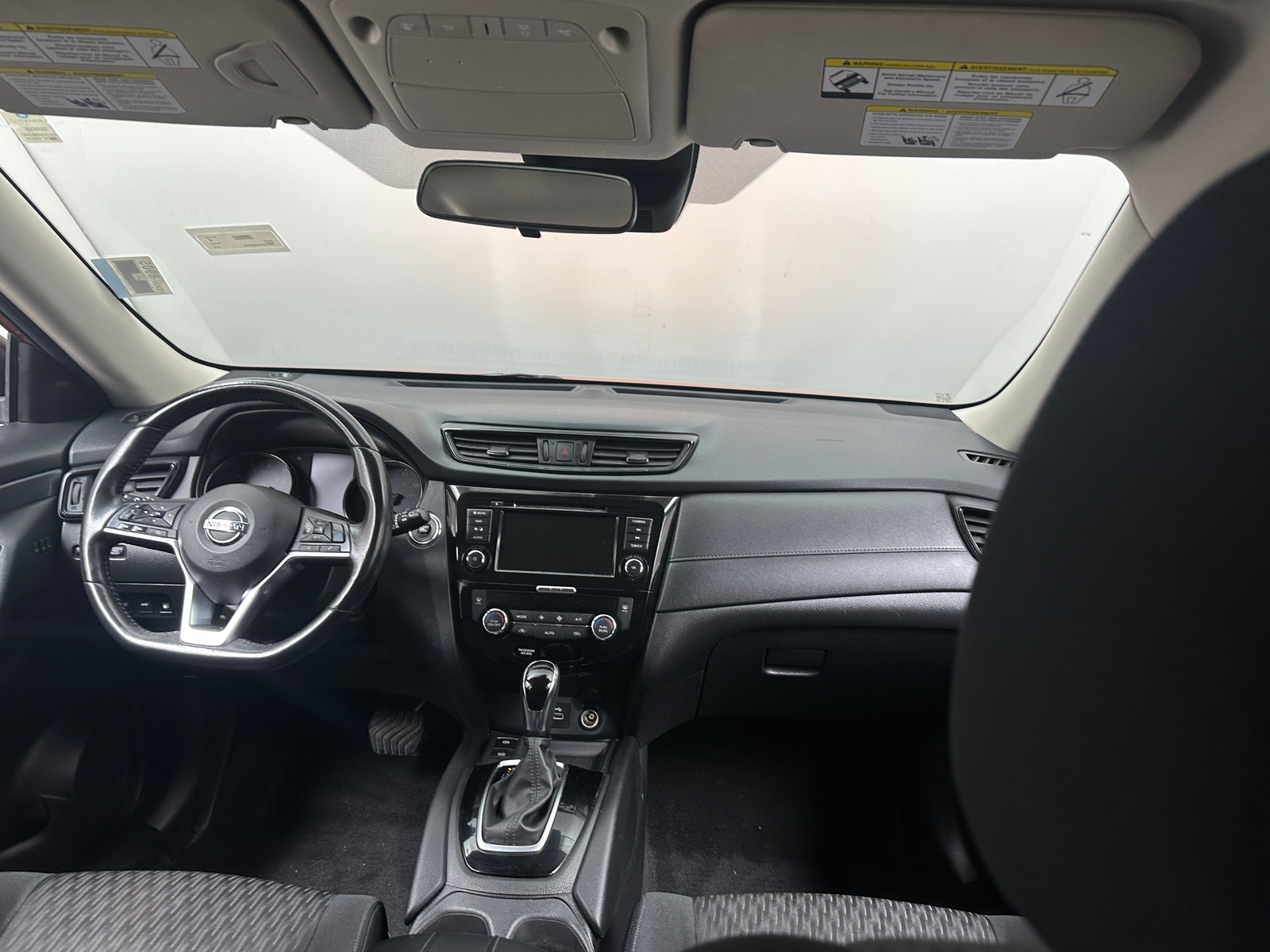 Thumbnail: 2019 Nissan Rogue - 3