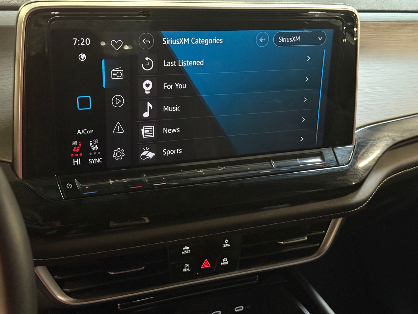 Thumbnail: 2025 Volkswagen Atlas - 3