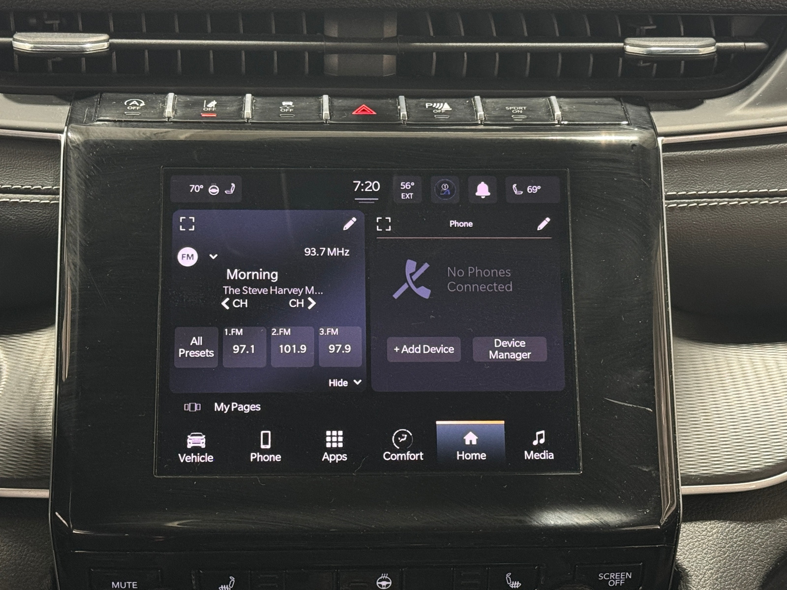 Thumbnail: 2024 Jeep Grand Cherokee L - 4