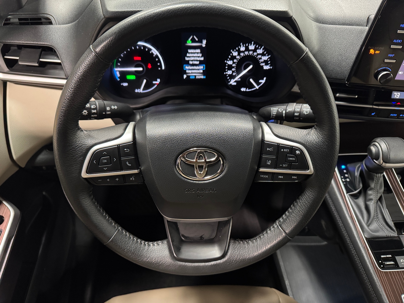 Thumbnail: 2023 Toyota Sienna - 4