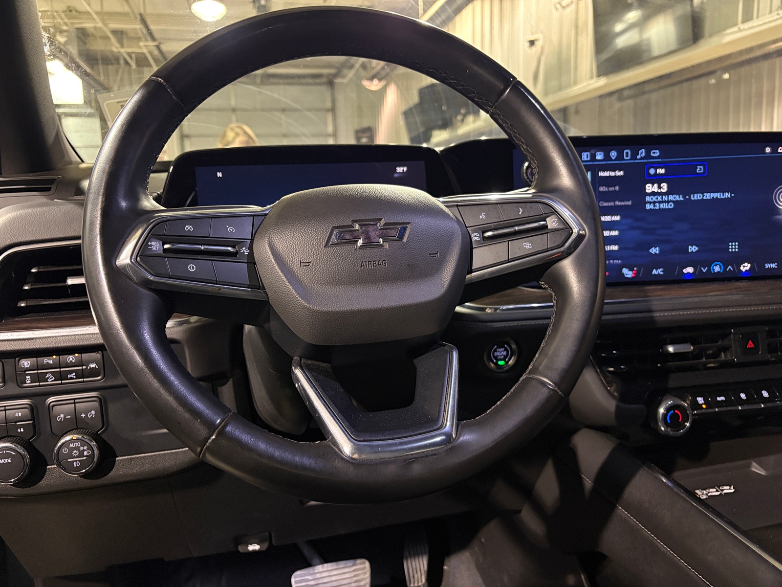 Thumbnail: 2025 Chevrolet Tahoe - 4