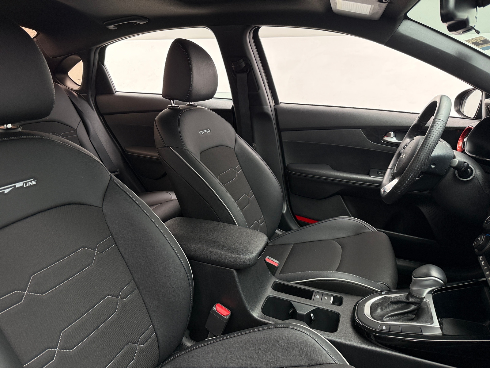 Thumbnail: 2022 Kia Forte - 2