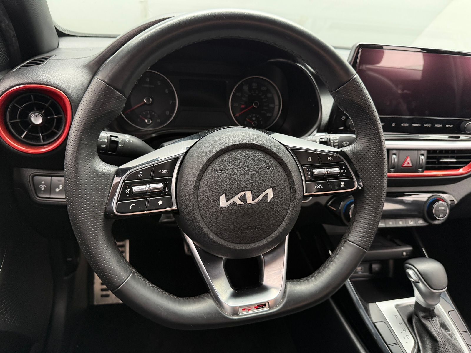 Thumbnail: 2022 Kia Forte - 5