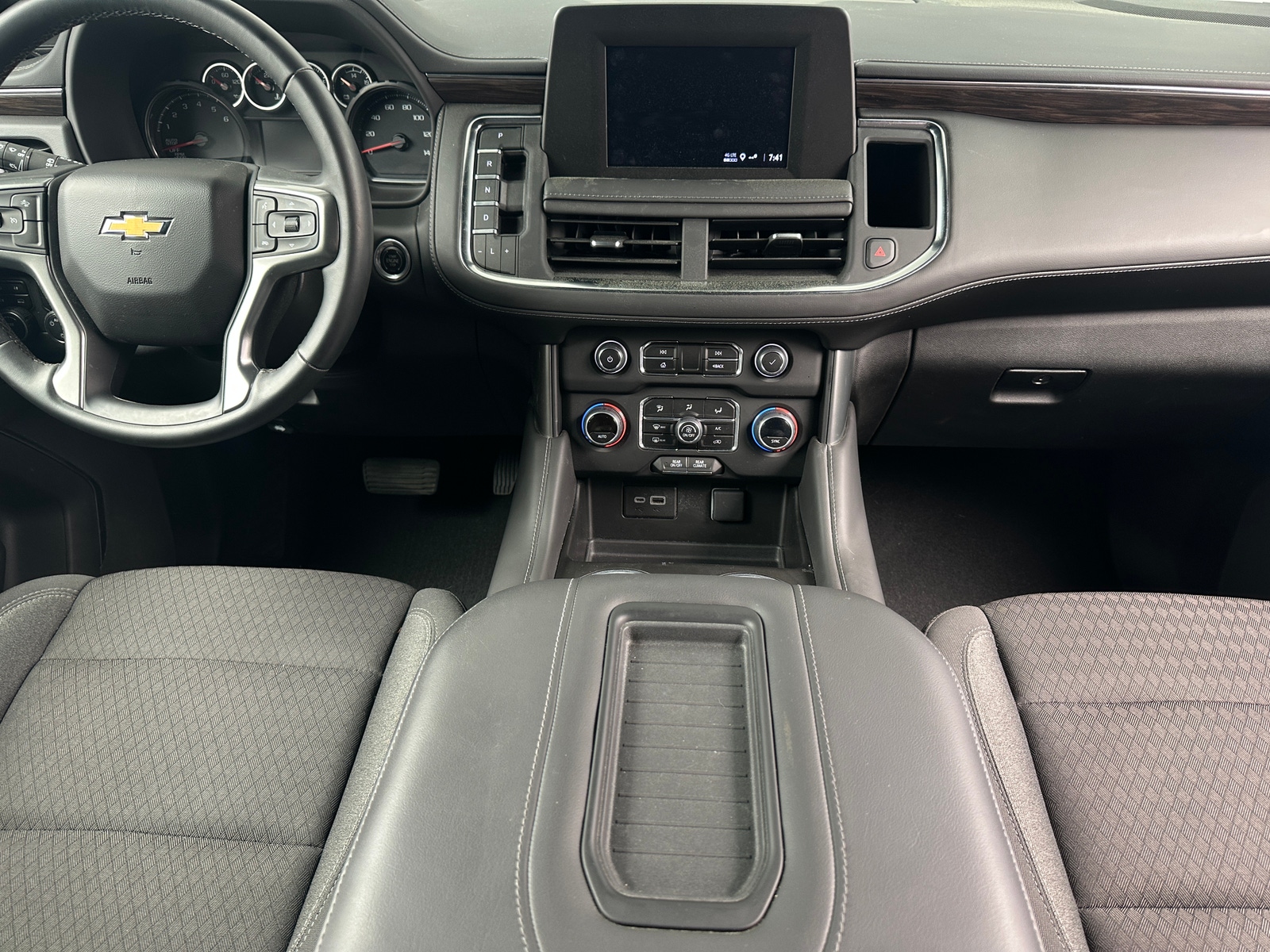 Thumbnail: 2023 Chevrolet Suburban - 3